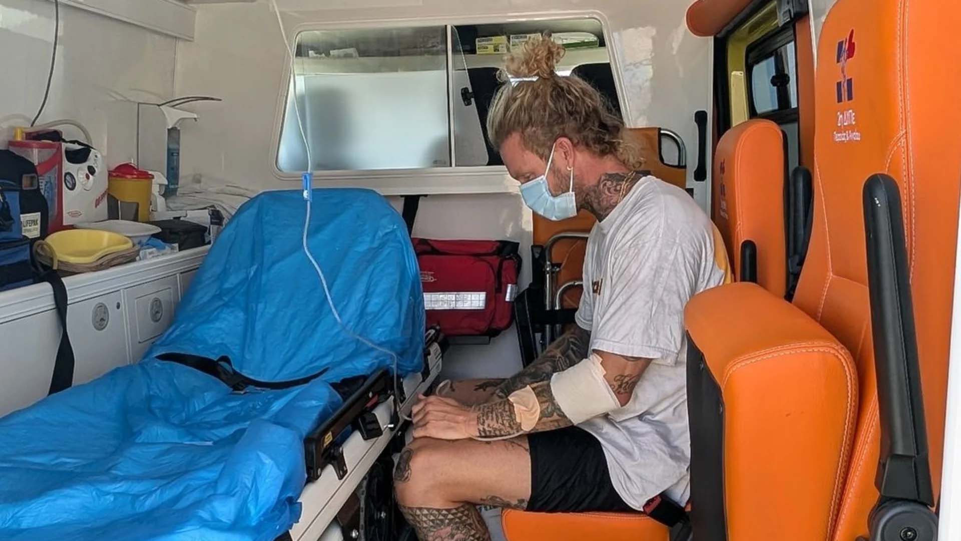 Morten colapsa en una actuación: le diagnostican Astrovirus