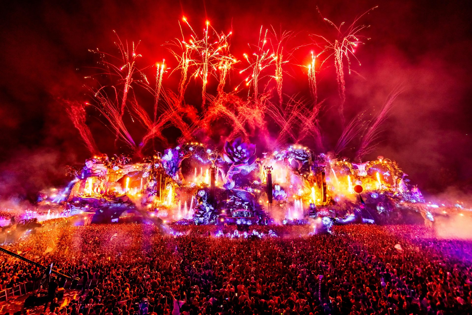 Tomorrowland 2025: Concurso Abierto para DJs, Gana y Toca en Bélgica.