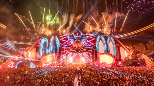 10 festivales de música electrónica que sí valen el viaje este verano.